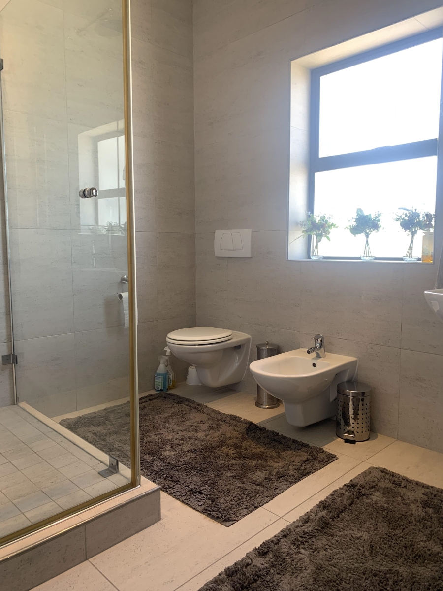 To Let 3 Bedroom Property for Rent in Big Bay Western Cape